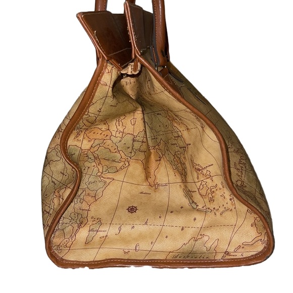 The Columbus Collection by Bagoda Vintage Map Carry On Duffle Bag Set “The Nina” - Picture 3 of 13